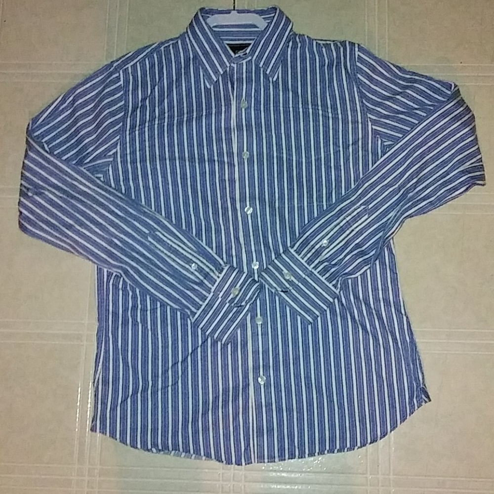 MENS CASUAL BUTTON UP SHIRT
